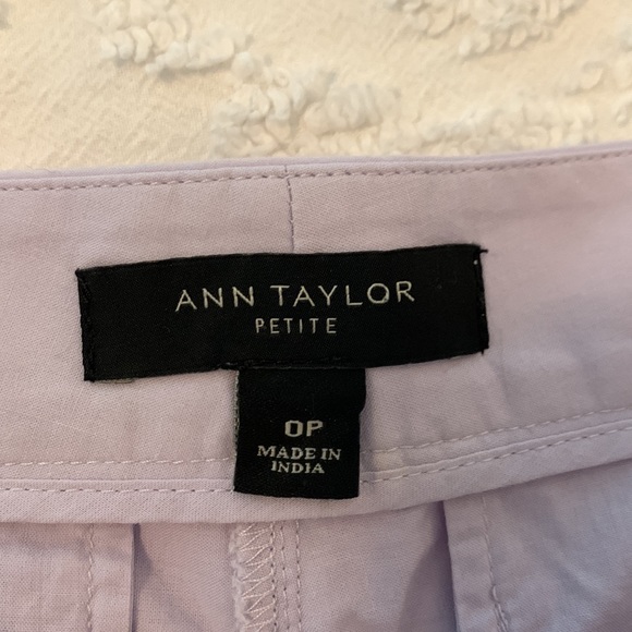 ANN TAYLOR DEVIN CITY SHORTS IN LAVENDER EYELET - Picture 5 of 7